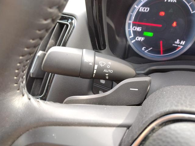 クラウンハイブリッド S Cパッケージ 12ヶ月距離無制限保証 サンルーフ フルセグTV ETC2.0 DVD再生 Bluetoothオーディオ ツインモニター USB入力 パワーシート ドライブレコーダー クルーズコントロール(22枚目)