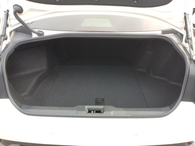 クラウンハイブリッド S Cパッケージ 12ヶ月距離無制限保証 サンルーフ フルセグTV ETC2.0 DVD再生 Bluetoothオーディオ ツインモニター USB入力 パワーシート ドライブレコーダー クルーズコントロール(44枚目)