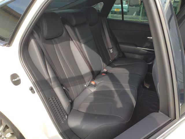 クラウンハイブリッド S Cパッケージ 12ヶ月距離無制限保証 サンルーフ フルセグTV ETC2.0 DVD再生 Bluetoothオーディオ ツインモニター USB入力 パワーシート ドライブレコーダー クルーズコントロール(50枚目)