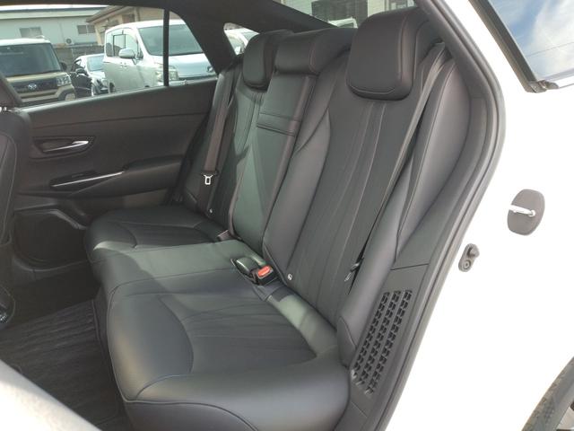 クラウンハイブリッド S Cパッケージ 12ヶ月距離無制限保証 サンルーフ フルセグTV ETC2.0 DVD再生 Bluetoothオーディオ ツインモニター USB入力 パワーシート ドライブレコーダー クルーズコントロール(52枚目)