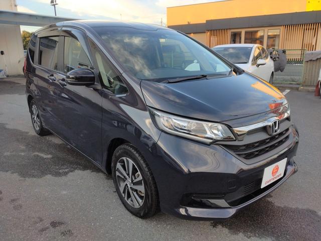 フリードハイブリッド ハイブリッド・Ｇブラックスタイル　１２ヶ月距離無制限保証　９インチディーラーオプションフルセグナビ　バックカメラ　純正ドライブレコーダー　シートヒーター　ＬＥＤヘッドライト　Ｂｌｕｅｔｏｏｔｈオーディオ　ＥＴＣ（12枚目）