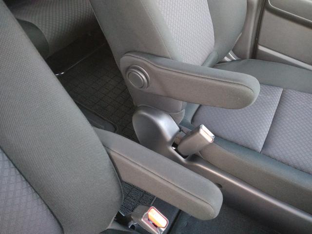 フリードハイブリッド ハイブリッド・Ｇブラックスタイル　１２ヶ月距離無制限保証　９インチディーラーオプションフルセグナビ　バックカメラ　純正ドライブレコーダー　シートヒーター　ＬＥＤヘッドライト　Ｂｌｕｅｔｏｏｔｈオーディオ　ＥＴＣ（41枚目）