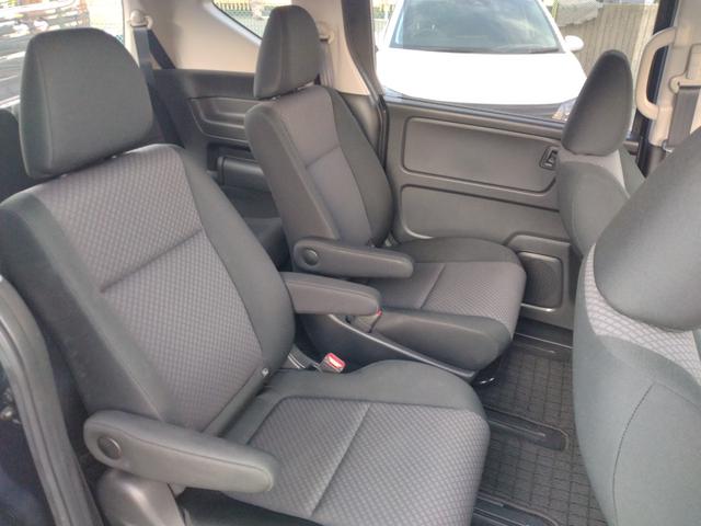 フリードハイブリッド ハイブリッド・Ｇブラックスタイル　１２ヶ月距離無制限保証　９インチディーラーオプションフルセグナビ　バックカメラ　純正ドライブレコーダー　シートヒーター　ＬＥＤヘッドライト　Ｂｌｕｅｔｏｏｔｈオーディオ　ＥＴＣ（43枚目）