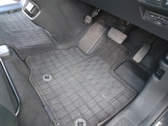 フリードハイブリッド ハイブリッド・Ｇブラックスタイル　１２ヶ月距離無制限保証　９インチディーラーオプションフルセグナビ　バックカメラ　純正ドライブレコーダー　シートヒーター　ＬＥＤヘッドライト　Ｂｌｕｅｔｏｏｔｈオーディオ　ＥＴＣ（48枚目）