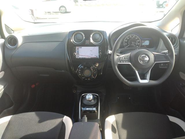 ノート ｅ－パワー　Ｘ　１２カ月走行距離無制限保証　アラウンドビューモニター　レーンアシスト　衝突被害軽減システム　ＥＴＣ　ＢＬＵＥＴＯＯＴＨ接続　プッシュスタート　オートライト　スマートキー　横滑り防止装置　電動格納ミラー（36枚目）