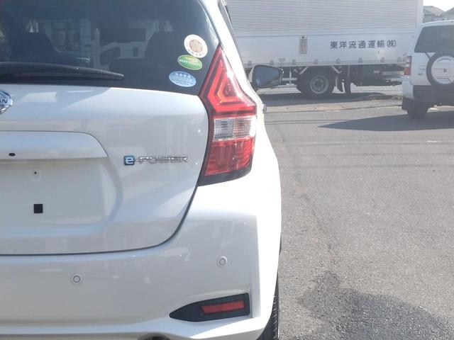 ノート ｅ－パワー　Ｘ　１２カ月走行距離無制限保証　アラウンドビューモニター　レーンアシスト　衝突被害軽減システム　ＥＴＣ　ＢＬＵＥＴＯＯＴＨ接続　プッシュスタート　オートライト　スマートキー　横滑り防止装置　電動格納ミラー（49枚目）