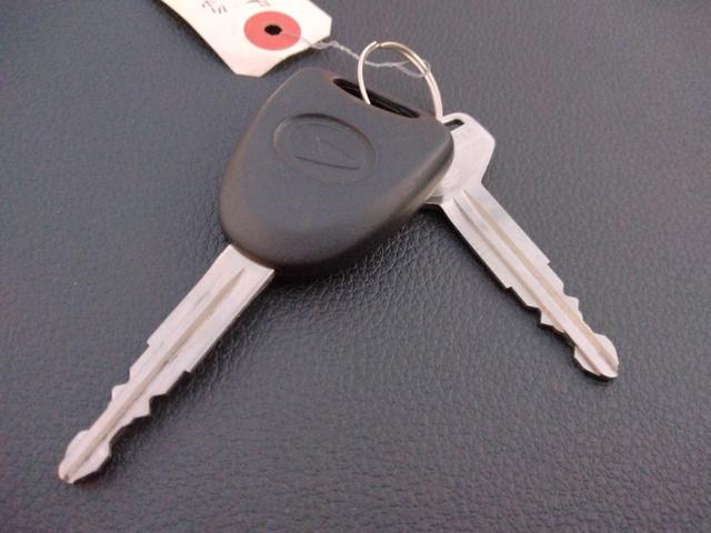 ミライース L SAIII 12ヶ月距離無制限保証 4WD ワイドFM CD AUX アイドリングストップ オートマチックハイビーム 衝突軽減ブレーキ キーレス クリアランスソナー オートライト スペアキー マニュアルエアコン(5枚目)