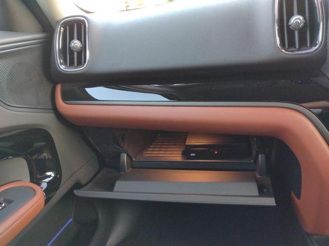 ＭＩＮＩ クーパーＳＤ　クロスオーバー　オール４　６ヶ月距離無制限保証　前後ドライブレコーダー　ＥＴＣ　クルーズコントロール　シートヒーター　４ＷＤ　Ｂｌｕｅｔｏｏｔｈオーディオ　キャメルレザー　セージグリーン（34枚目）