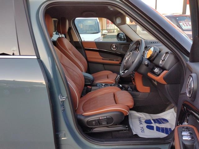 ＭＩＮＩ クーパーＳＤ　クロスオーバー　オール４　６ヶ月距離無制限保証　前後ドライブレコーダー　ＥＴＣ　クルーズコントロール　シートヒーター　４ＷＤ　Ｂｌｕｅｔｏｏｔｈオーディオ　キャメルレザー　セージグリーン（37枚目）