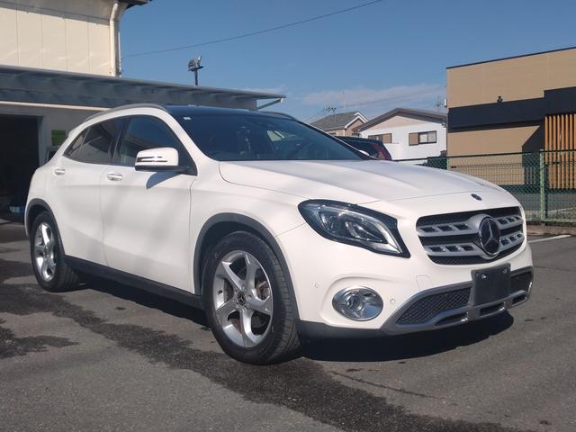 ＧＬＡクラス ＧＬＡ２２０　４マチック　６カ月走行距離無制限保証　４ＷＤ　パノラミックスライディングルーフ　前後ドラレコ　ＥＴＣ　バックカメラ　クリアランスソナー　パワーシート　衝突被害軽減システム　　ＬＥＤヘッドランプ　レザーシート（12枚目）