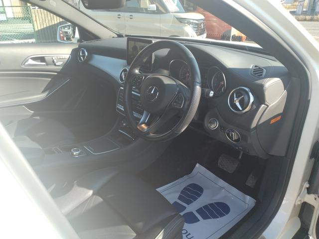 ＧＬＡクラス ＧＬＡ２２０　４マチック　６カ月走行距離無制限保証　４ＷＤ　パノラミックスライディングルーフ　前後ドラレコ　ＥＴＣ　バックカメラ　クリアランスソナー　パワーシート　衝突被害軽減システム　　ＬＥＤヘッドランプ　レザーシート（15枚目）