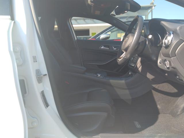 ＧＬＡクラス ＧＬＡ２２０　４マチック　６カ月走行距離無制限保証　４ＷＤ　パノラミックスライディングルーフ　前後ドラレコ　ＥＴＣ　バックカメラ　クリアランスソナー　パワーシート　衝突被害軽減システム　　ＬＥＤヘッドランプ　レザーシート（40枚目）