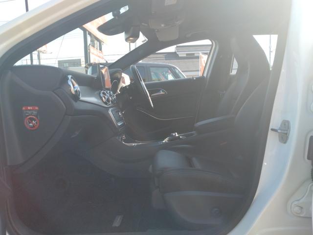 ＧＬＡクラス ＧＬＡ２２０　４マチック　６カ月走行距離無制限保証　４ＷＤ　パノラミックスライディングルーフ　前後ドラレコ　ＥＴＣ　バックカメラ　クリアランスソナー　パワーシート　衝突被害軽減システム　　ＬＥＤヘッドランプ　レザーシート（46枚目）