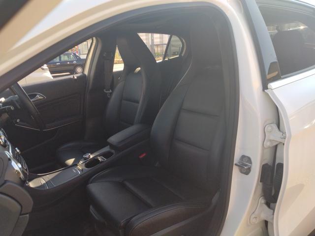 ＧＬＡクラス ＧＬＡ２２０　４マチック　６カ月走行距離無制限保証　４ＷＤ　パノラミックスライディングルーフ　前後ドラレコ　ＥＴＣ　バックカメラ　クリアランスソナー　パワーシート　衝突被害軽減システム　　ＬＥＤヘッドランプ　レザーシート（47枚目）