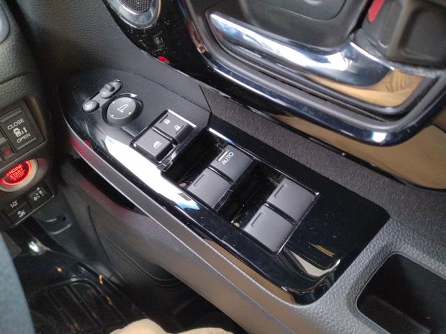 N-BOXカスタム Lターボ 12カ月走行距離無制限保証 LEDヘッドライト ドラレコ バックカメラ 両側パワースライドドア BLUETOOTH接続 衝突被害軽減システム オートライト 15インチアルミホイール シートヒーター(42枚目)