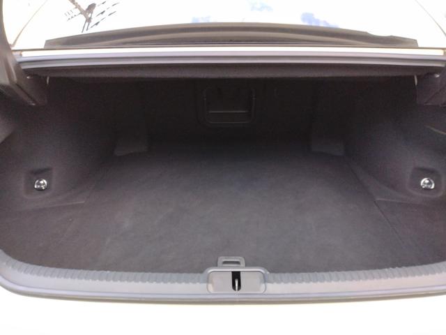 ES ES300h バージョンL 12ヶ月距離無制限保証 デジタルミラー TOM’Sエアロ マクレビ サンルーフ オートクルーズコントロール 衝突被害軽減システム 全周囲カメラ ナビ TV アルミホイール オートライト(55枚目)