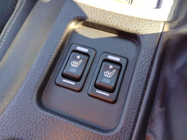 ８６ ＧＴリミテッド　１２ヶ月距離無制限保証　Ｂｌｕｅｔｏｏｔｈオーディオ　トルセンデフ　フルセグＴＶ　ＤＶＤ再生　バックカメラ　ナビ　ＴＶ　オートライト　ＬＥＤヘッドランプ　　シートヒーター　クルーズコントロール（5枚目）