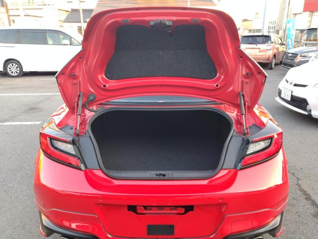 当店のお車をご覧いただきましてありがとうございます。お車についてのご質問やお見積りのご依頼、ご購入にあたってのご相談などお気軽にお問い合わせ下さい！