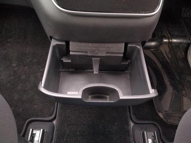 セレナ ハイウェイスターＶ　１２カ月走行距離無制限保証　両側パワースライドドア　ドラレコ　ＥＴＣ　アラウンドビューモニター　クリアランスソナー　オートクルーズコントロール　衝突被害軽減システム　ＬＥＤヘッドランプ　スマートキー（26枚目）