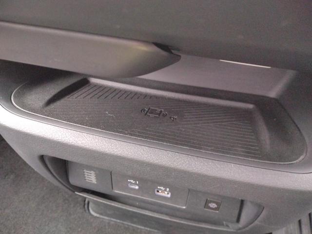 セレナ ｅ－パワー　ハイウェイスターＶ　１２ヶ月距離無制限保証　アラウンドビューモニター　ＡｐｐｌｅＣａｒＰｌａｙ　Ａｎｄｒｏｉｄａｕｔｏ　ＴＶ　クリアランスソナー　クルーズコントロール　　両側電動スライドドア　オートマチックハイビーム（36枚目）