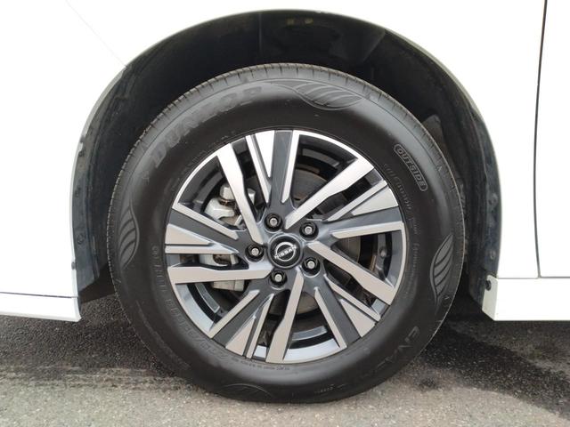 セレナ ｅ－パワー　ハイウェイスターＶ　１２ヶ月距離無制限保証　アラウンドビューモニター　ＡｐｐｌｅＣａｒＰｌａｙ　Ａｎｄｒｏｉｄａｕｔｏ　ＴＶ　クリアランスソナー　クルーズコントロール　　両側電動スライドドア　オートマチックハイビーム（62枚目）