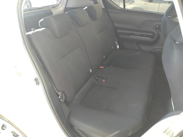 アクア Ｓスタイルブラック　１２カ月走行距離無制限保証　バックカメラ　クリアランスソナー　レーンアシスト　衝突被害軽減システム　オートマチックハイビーム　オートライト　スマートキー　アイドリングストップ　電動格納ミラー（34枚目）