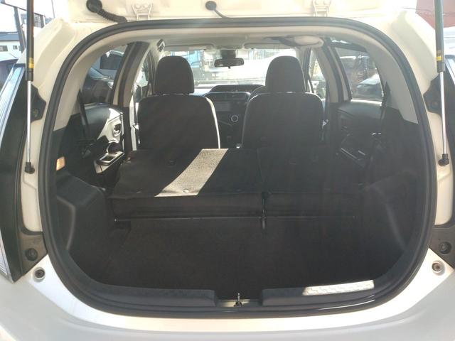 アクア Ｓスタイルブラック　１２カ月走行距離無制限保証　バックカメラ　クリアランスソナー　レーンアシスト　衝突被害軽減システム　オートマチックハイビーム　オートライト　スマートキー　アイドリングストップ　電動格納ミラー（45枚目）