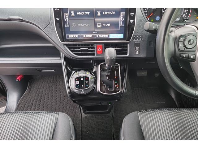 ヴォクシー ＺＳ　福祉車両　ＺＳウェルキャブタイプＩ　車いす１脚仕様　モデリスタエアロ　車高調整装置　電動固定装置　純正フルセグナビ　バックカメラ　トヨタセーフティーセンス　フリップダウンモニター　社外アルミホイール（22枚目）