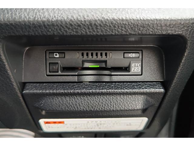 ヴォクシー ＺＳ　福祉車両　ＺＳウェルキャブタイプＩ　車いす１脚仕様　モデリスタエアロ　車高調整装置　電動固定装置　純正フルセグナビ　バックカメラ　トヨタセーフティーセンス　フリップダウンモニター　社外アルミホイール（26枚目）