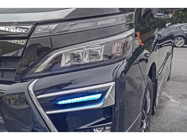 ヴォクシー ＺＳ　福祉車両　ＺＳウェルキャブタイプＩ　車いす１脚仕様　モデリスタエアロ　車高調整装置　電動固定装置　純正フルセグナビ　バックカメラ　トヨタセーフティーセンス　フリップダウンモニター　社外アルミホイール（49枚目）