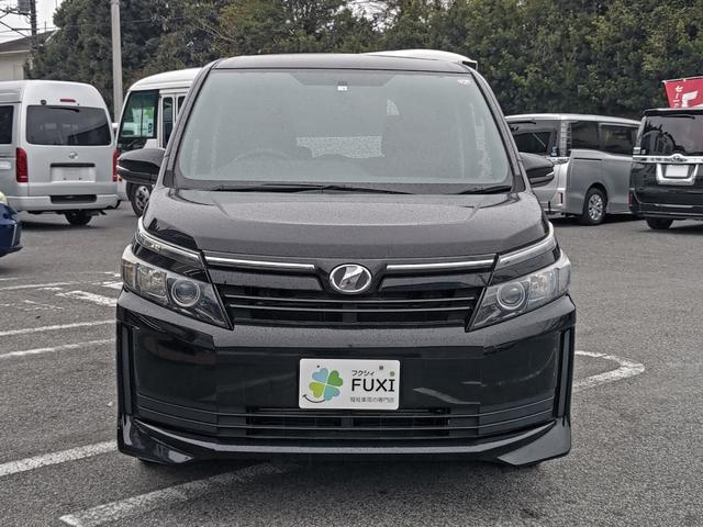 ヴォクシー Ｘ　福祉車両　タイプ１　ユーザー買取車両　車いす１脚仕様　電動固定装置　車高調整装置　片側パワースライドドア　ＢＴ接続可ナビ　ＤＶＤ再生可　バックカメラ　スロープ前倒れ機能付き（37枚目）