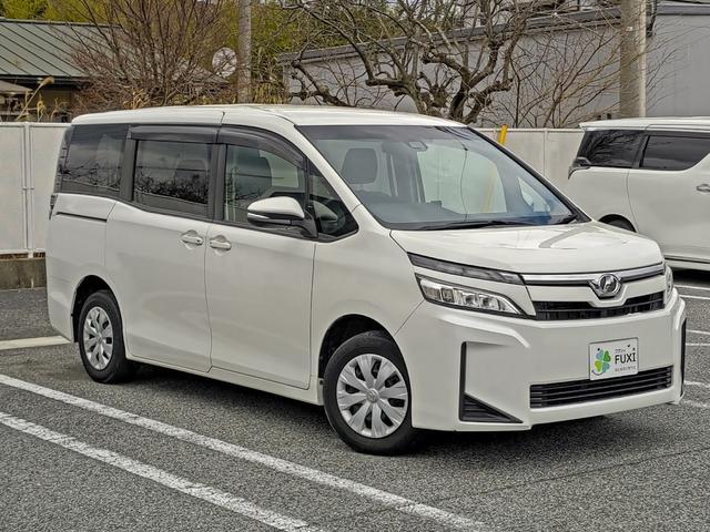 ヴォクシー Ｘ　福祉車両　タイプ１　車いす１脚仕様　寒冷地仕様　４ＷＤ　ワイパーヒーター　電動スロープ　ＢＴ接続可ナビ　バックカメラ　オートクルーズコントロール（33枚目）