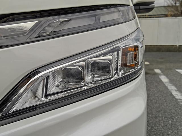 ヴォクシー Ｘ　福祉車両　タイプ１　車いす１脚仕様　寒冷地仕様　４ＷＤ　ワイパーヒーター　電動スロープ　ＢＴ接続可ナビ　バックカメラ　オートクルーズコントロール（36枚目）