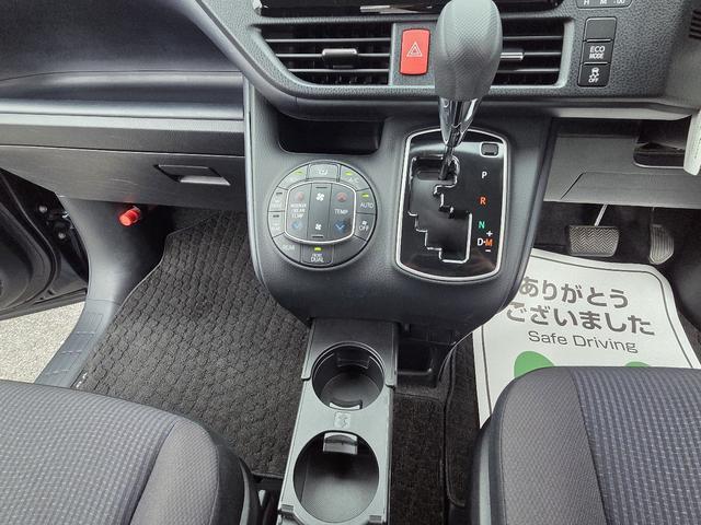 ヴォクシー Ｘ　福祉車両　１オーナー　車いす２脚積み使仕様　純正フルセグナビ　ビルトインＥＴＣ　パワースライドドア　ＡＢＳ　純正ヘッドライト（24枚目）