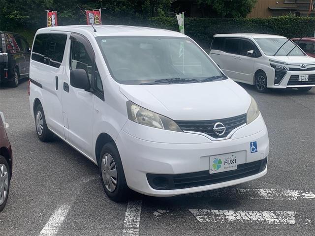 ＮＶ２００バネットバン 　福祉車両　チェアキャブ　車いす２台積み仕様　電動インチ　車いす電動固定装置　ワイヤレスリモコン　オートステップ　キーレス　電動調整ミラー　リアクーラー（40枚目）