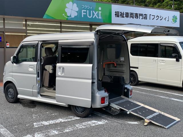 エブリイワゴン 　スローパー　４ＷＤ　ターボ　レーダーブレーキサポート　電動ウインチ　車いす固定装置　セカンドシート分割式（2枚目）