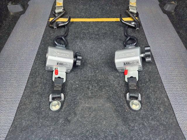 タント Ｌ　福祉車両　スロープタイプ　スマートアシスト　電動ウインチ　社外フルセグナビ　ＢＴ接続可　バックカメラ　６スピーカー　アップグレードパッケージ（9枚目）