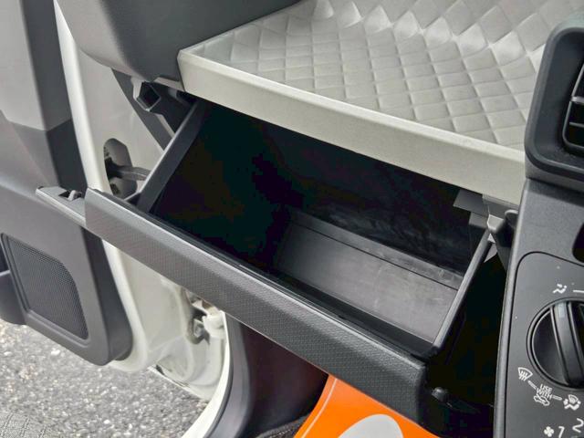 タント Ｌ　福祉車両　スロープタイプ　スマートアシスト　電動ウインチ　社外フルセグナビ　ＢＴ接続可　バックカメラ　６スピーカー　アップグレードパッケージ（24枚目）