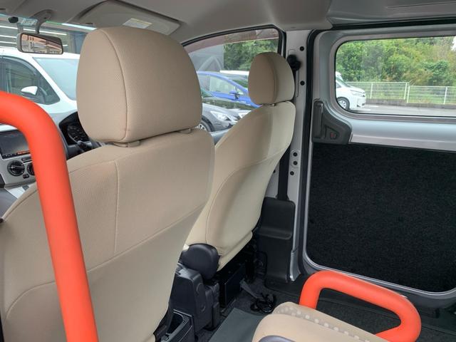 ＮＶ２００バネットバン 　車いす２台積み　オートステップ　電動固定装置　スライドドア　ＥＴＣ　ナビ　フルセグ　バックカメラ　乗車定員６人（35枚目）