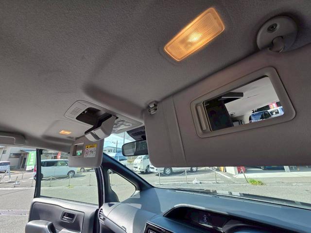 ノア 福祉車両 XウェルキャブタイプI 車いす1台積み仕様 電動スライドドア 純正ナビTV バックカメラ 後席フリップダウンモニター スマートキー セーフティセンス(14枚目)