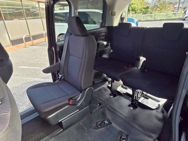 ノア 福祉車両 XウェルキャブタイプI 車いす1台積み仕様 電動スライドドア 純正ナビTV バックカメラ 後席フリップダウンモニター スマートキー セーフティセンス(30枚目)