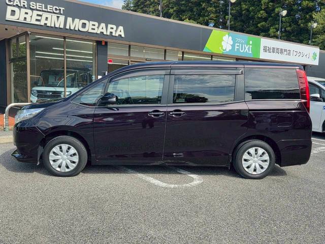 ノア 福祉車両 XウェルキャブタイプI 車いす1台積み仕様 電動スライドドア 純正ナビTV バックカメラ 後席フリップダウンモニター スマートキー セーフティセンス(35枚目)