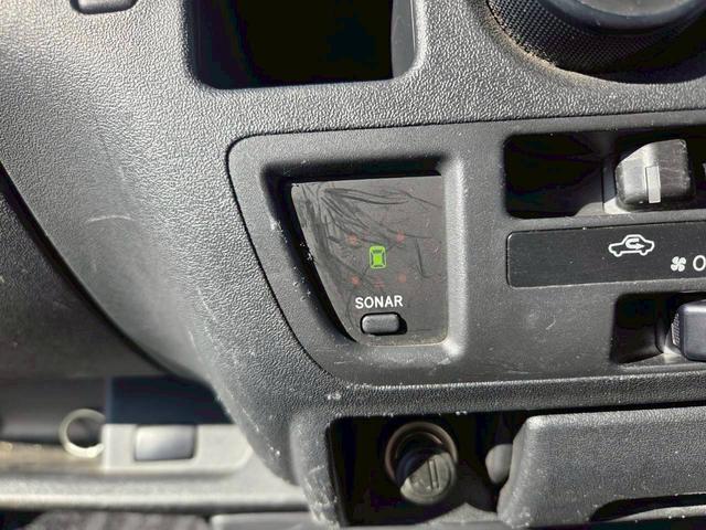 ハイエースバン 福祉車両 Bタイプ 車いす2基積み仕様車 10人乗り 純正ストレッチャー固定装置 電動スライドドア 電動サイドステップ 電動格納ミラー クリアランスソナー ルーフサイドウインドウ ワンオーナー(27枚目)