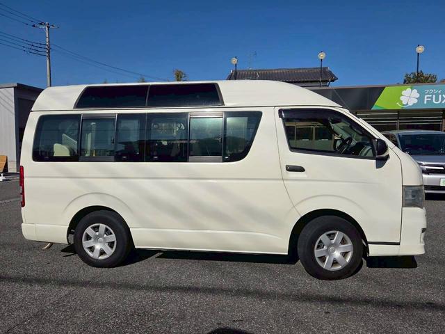 ハイエースバン 福祉車両 Bタイプ 車いす2基積み仕様車 10人乗り 純正ストレッチャー固定装置 電動スライドドア 電動サイドステップ 電動格納ミラー クリアランスソナー ルーフサイドウインドウ ワンオーナー(29枚目)