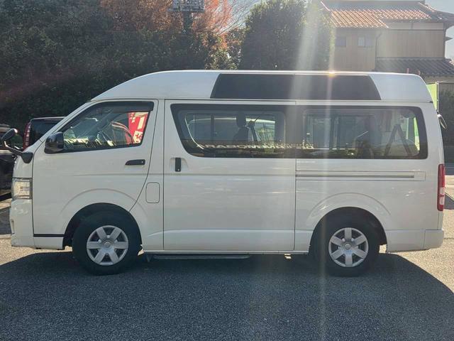 ハイエースバン 福祉車両 Bタイプ 車いす2基積み仕様車 10人乗り 純正ストレッチャー固定装置 電動スライドドア 電動サイドステップ 電動格納ミラー クリアランスソナー ルーフサイドウインドウ ワンオーナー(30枚目)