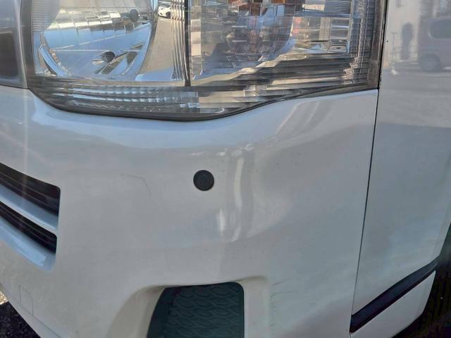 ハイエースバン 福祉車両 Bタイプ 車いす2基積み仕様車 10人乗り 純正ストレッチャー固定装置 電動スライドドア 電動サイドステップ 電動格納ミラー クリアランスソナー ルーフサイドウインドウ ワンオーナー(33枚目)