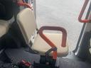 　福祉車両　チェアキャブ　車いす２台積み仕様　電動インチ　車いす電動固定装置　ワイヤレスリモコン　オートステップ　キーレス　電動調整ミラー　リアクーラー（15枚目）