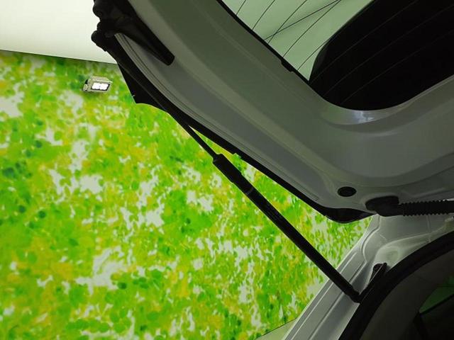 ヤリスクロス Ｘ　新品タイヤ／保証書／ディスプレイオーディオ８インチ／衝突安全装置／車線逸脱防止支援システム／パーキングアシスト　バックガイド／Ｂｌｕｅｔｏｏｔｈ接続／ＥＴＣ／ＥＢＤ付ＡＢＳ　衝突被害軽減システム（29枚目）