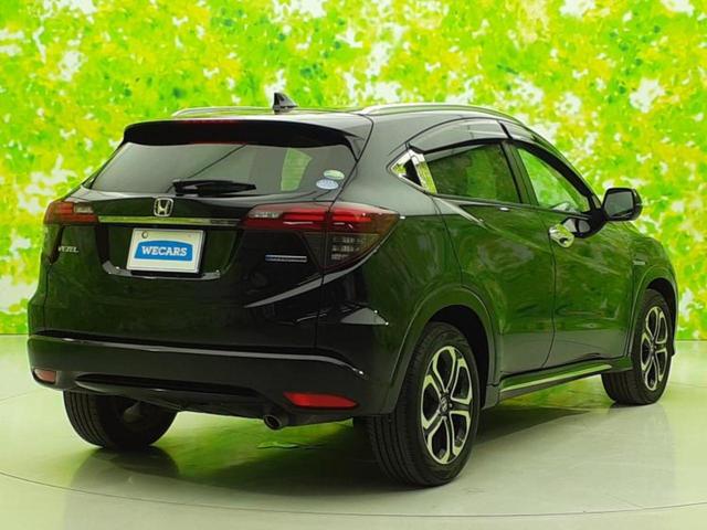 ヴェゼル ハイブリッドＺ・ホンダセンシング　純正　８インチ　ＳＤナビ／衝突安全装置／シートヒーター／車線逸脱防止支援システム／シート　ハーフレザー／ドライブレコーダー　純正／ヘッドランプ　ＬＥＤ／Ｂｌｕｅｔｏｏｔｈ接続／ＥＴＣ　バックカメラ（3枚目）