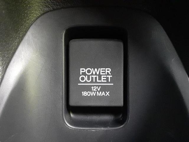 ヴェゼル ハイブリッドＺ・ホンダセンシング　純正　８インチ　ＳＤナビ／衝突安全装置／シートヒーター／車線逸脱防止支援システム／シート　ハーフレザー／ドライブレコーダー　純正／ヘッドランプ　ＬＥＤ／Ｂｌｕｅｔｏｏｔｈ接続／ＥＴＣ　バックカメラ（42枚目）